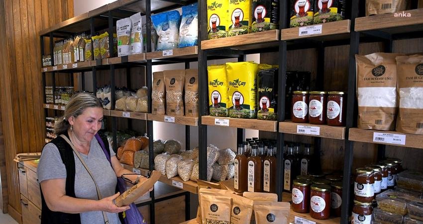 Kuşadası Belediyesi&lsquo;nin yerel tarımsal &uuml;retimi geliştirmek amacıyla yaşama ge&ccedil;irdiği Adabah&ccedil;e&rsquo;den