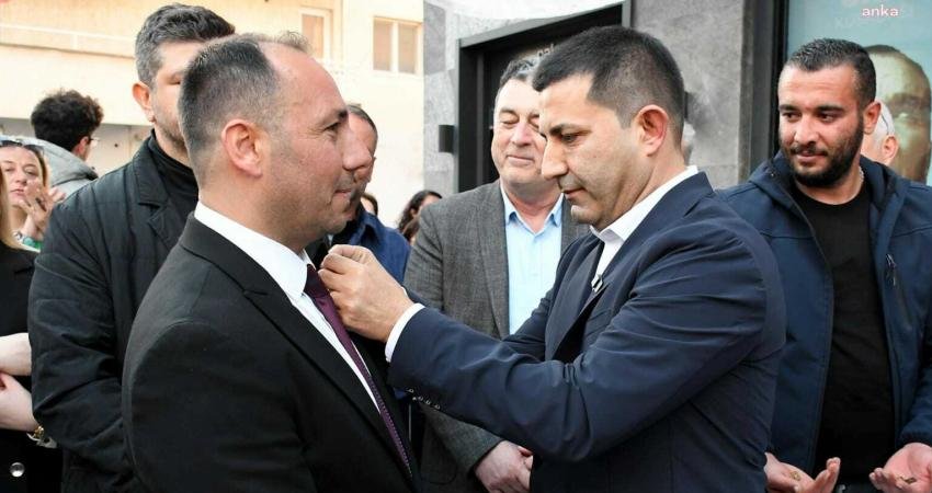 Kuşadası Belediye Başkanı &Ouml;mer G&uuml;nel, Cumhuriyet Halk Partisi (CHP) Kuşadası