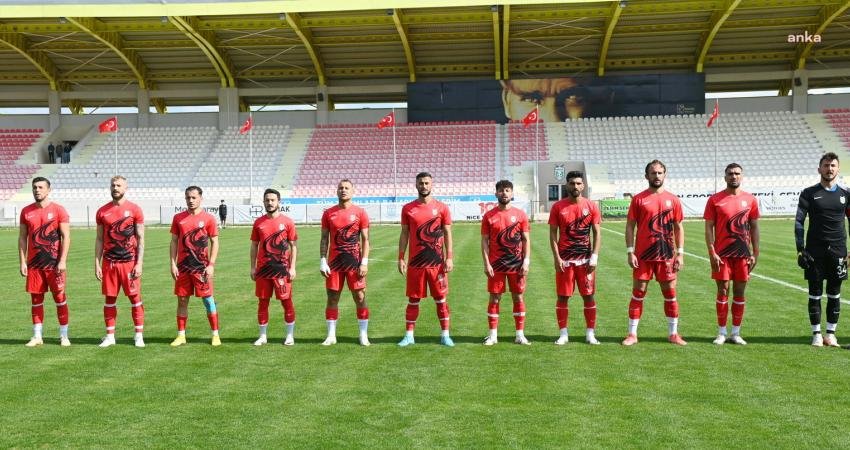 Bölgesel Amatör Lig 5. Grup'ta mücadele eden Manavgat Belediyespor, kendi