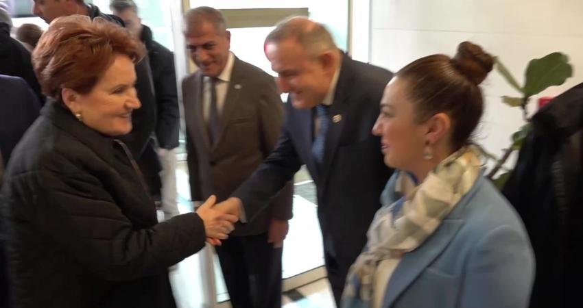 İYİ Parti Genel Başkanı Meral Akşener, Efeler Belediye Başkanı Fatih