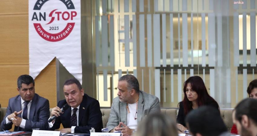 Antalya B&uuml;y&uuml;kşehir Belediye Başkanı Muhittin B&ouml;cek, Antalya Sivil Toplum Platformu