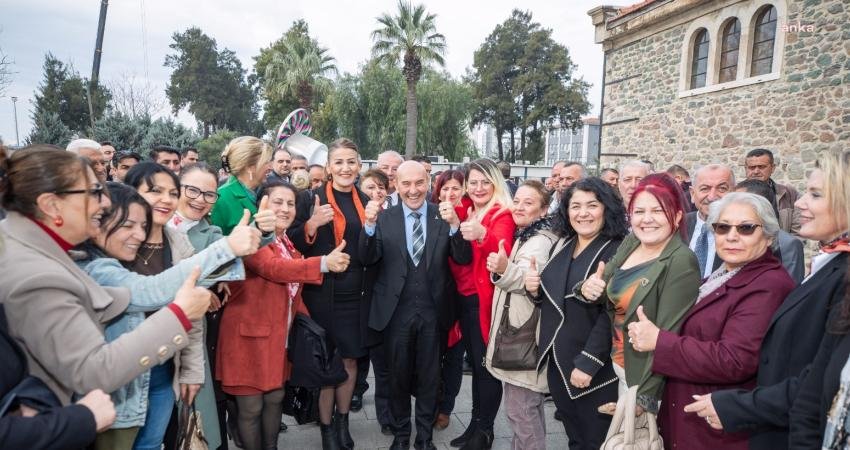 İzmir B&uuml;y&uuml;kşehir Belediye Başkanı Tun&ccedil; Soyer, veda buluşmaları kapsamında kentteki