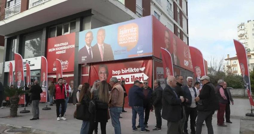 Muratpaşa Belediye Başkanı ve CHP Muratpaşa Belediye Başkan Adayı &Uuml;mit