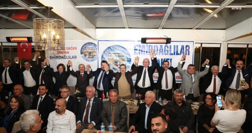 Odunpazarı Belediye Başkanı Kazım Kurt, Emirdağlılar Vakfı tarafından düzenlenen organizasyonda