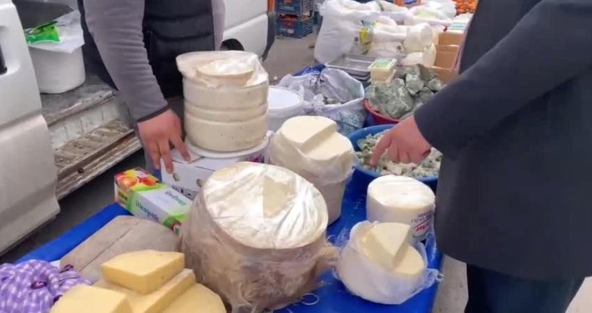 CHP Niğde Milletvekili Ömer Fethi Gürer, Ulukışla ilçe pazarında ekonominin