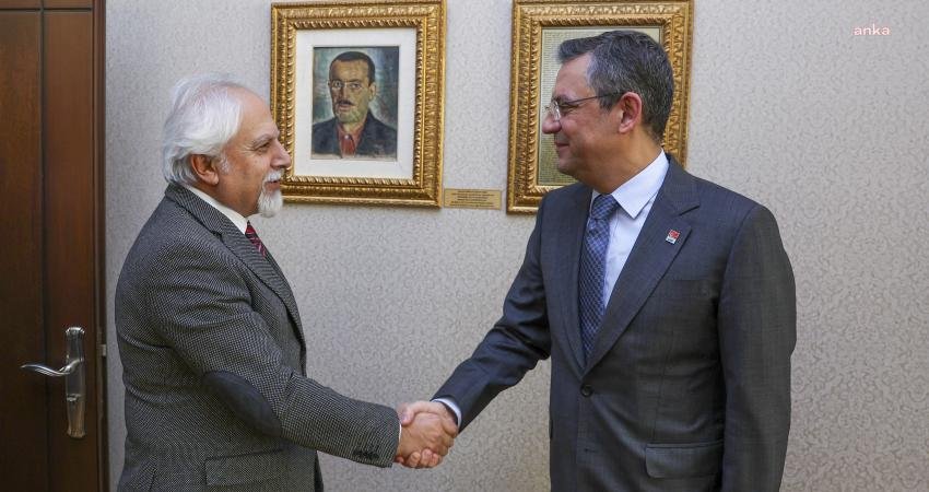 CHP Genel Başkanı Özgür Özel, Birleşik Kamu-İş Konfederasyonu Genel Başkanı