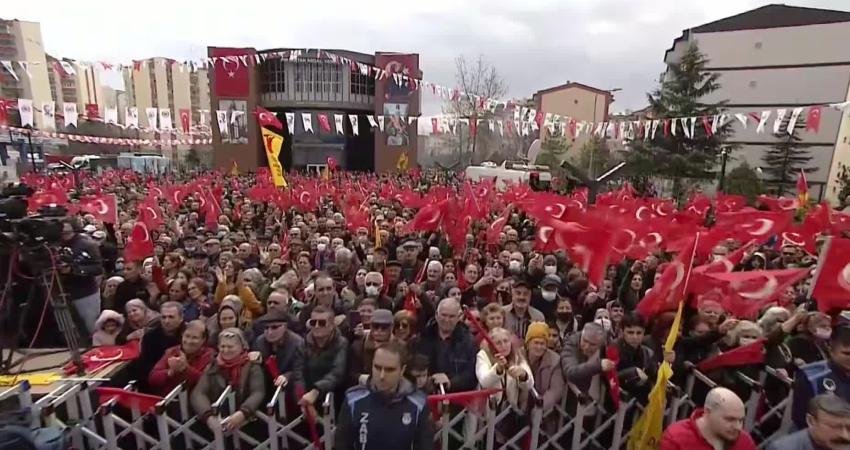 CHP Genel Başkanı Özgür Özel, Ankara'da Pir Sultan Abdal Cemevi’nin