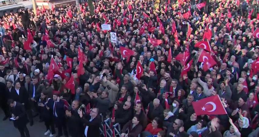 Haber: &Ccedil;AĞATAN AKYOL – Kamera: SADIK KARAKULOĞLU Sultangazi&rsquo;deki Halk Buluşması&rsquo;nda