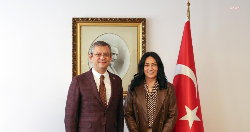 CHP Genel Başkanı &Ouml;zg&uuml;r &Ouml;zel, İspanya&rsquo;nın başkenti Madrid&rsquo;de T&uuml;rkiye B&uuml;y&uuml;kel&ccedil;iliği’ni