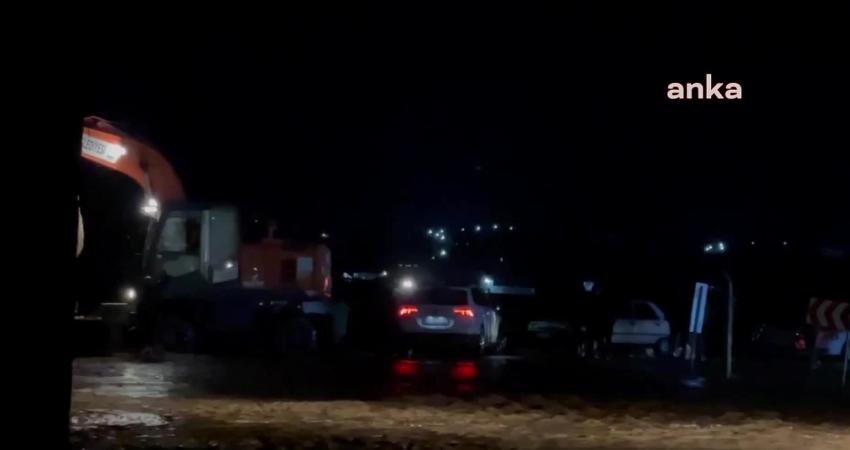 Şanlıurfa'da şiddetli olan sağanak yağış nedeniyle Çoban Deresi'nin taşması sonucu