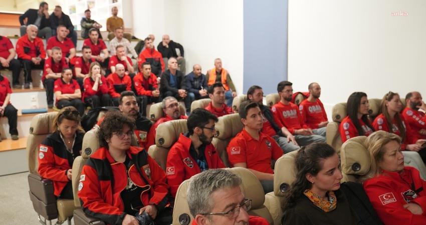 Tepebaşı Belediyesi tarafından &lsquo;Sivil Savunma G&uuml;n&uuml;&rsquo; dolayısıyla d&uuml;zenlenen etkinlikte bir&ccedil;ok