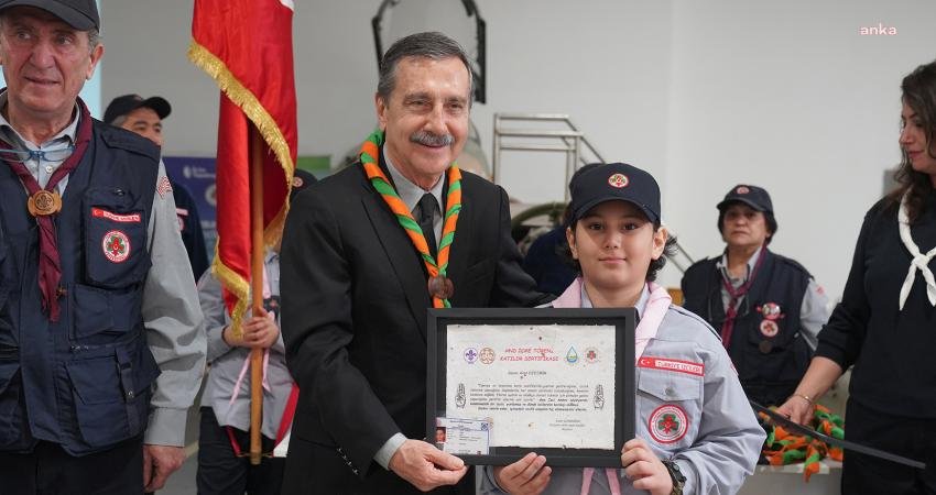 Tepebaşı Belediyesi tarafından &ccedil;ocuklarda &ouml;zg&uuml;ven, sorumluluk duygusu, liderlik, takım &ccedil;alışması