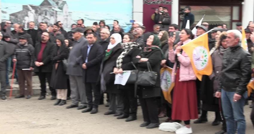 TACETTİN DURMUŞ DEM Parti Eş Genel Başkanı T&uuml;lay Hatimoğulları, Kars&rsquo;ta;