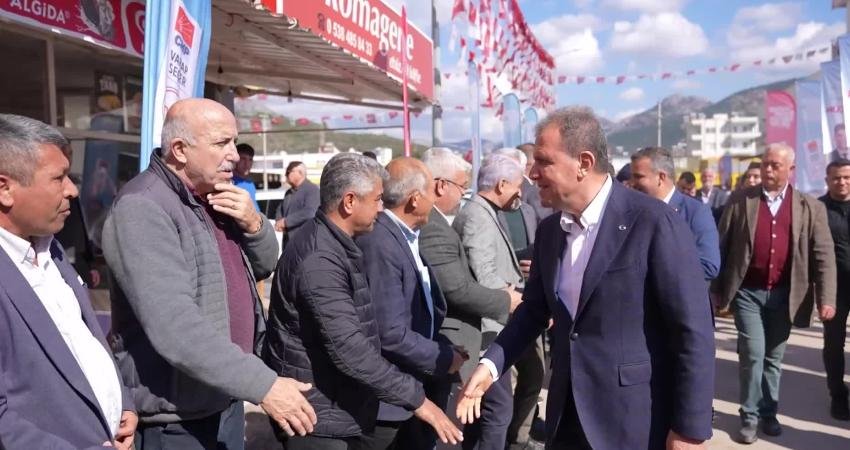 Mersin B&uuml;y&uuml;kşehir Belediye Başkanı Vahap Se&ccedil;er&rsquo;in Aydıncık Se&ccedil;im Koordinasyon Merkezi