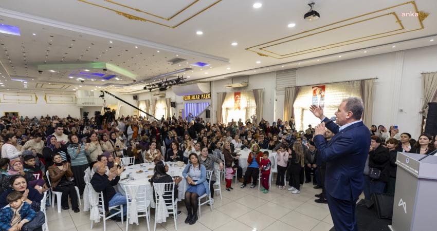Mersin B&uuml;y&uuml;kşehir Belediye Başkanı Vahap Se&ccedil;er, &lsquo;Veli Buluşması Etkinliği&rsquo;nde B&uuml;y&uuml;kşehir&rsquo;in