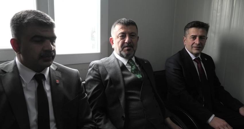 Veli Ağbaba: “Her Kesimin Belediye Başkanı Olmayı Hedefliyorum” CHP Malatya Büyükşehir Belediye Başkan Adayı Veli Ağbaba, “Geçtiğimiz günlerde