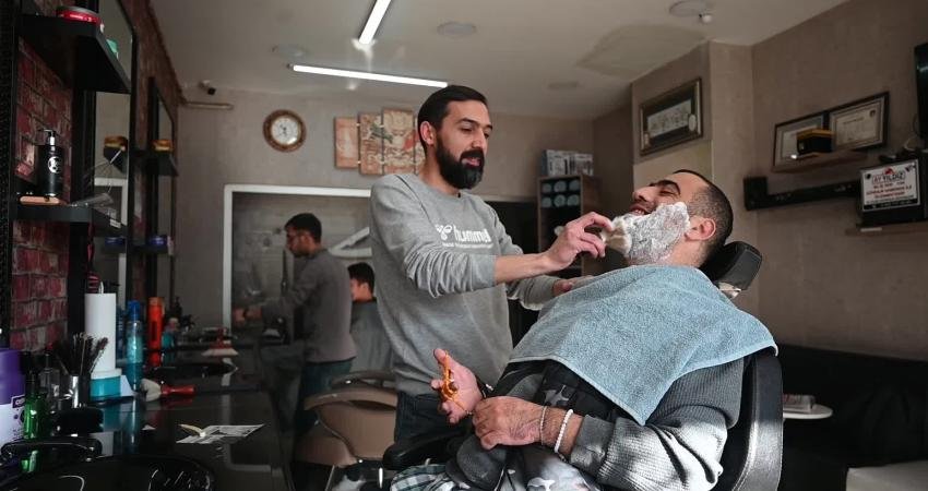 Yozgat Berberler Odası Yönetim Kurulu Üyesi Bekir Kızılay, artan fiyatlar
