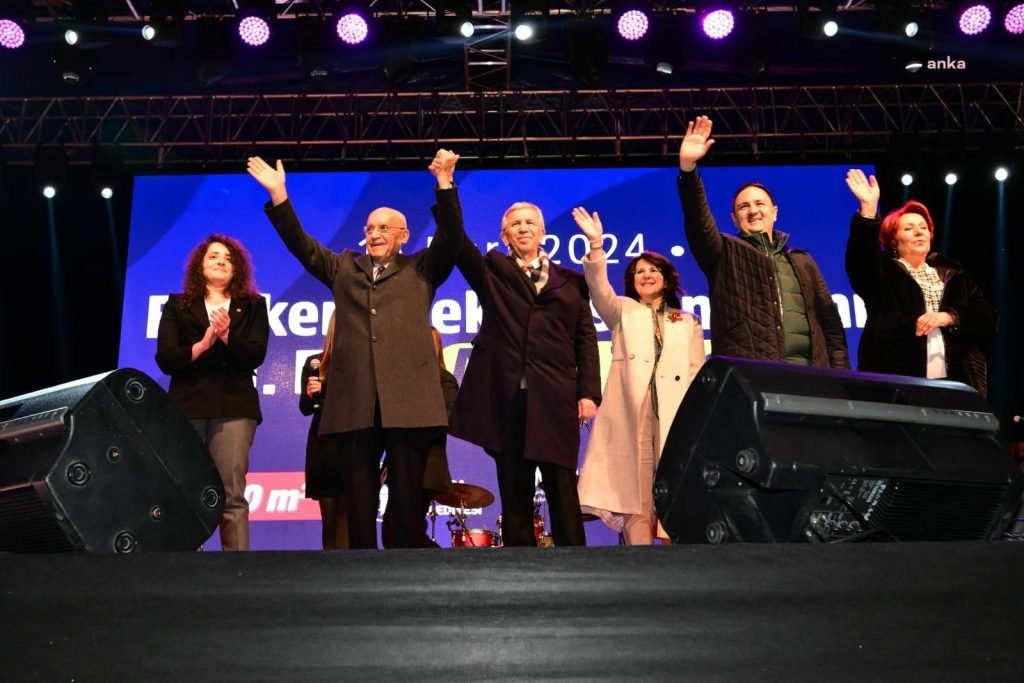 mansur-yavas-batikent-rekreasyon-alani-1-etap-acilisini-yapti-hayali-hicbir-projemiz-olmadi