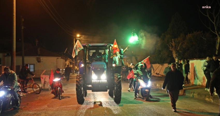 Akhisar Belediye Başkanı Besim Dutlulu, halk buluşmaları kapsamında Beyoba Mahallesi