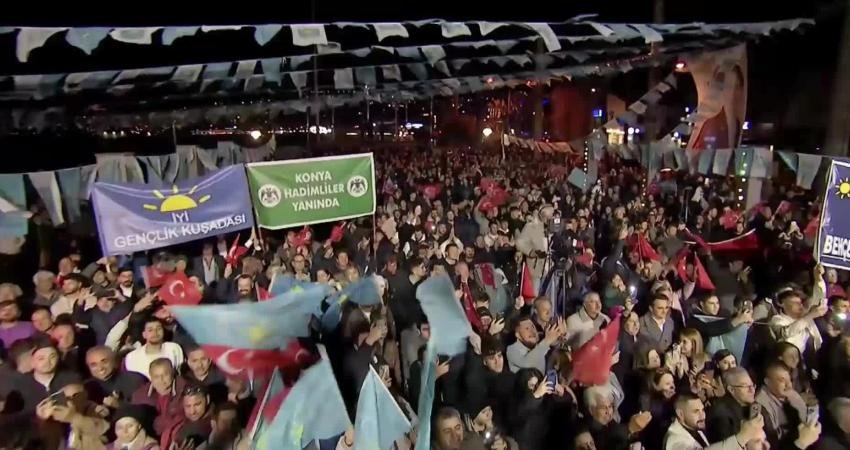 İYİ Parti Genel Başkanı Meral Akşener, Kuşadası mitinginde, “2021’de sözümün değeri