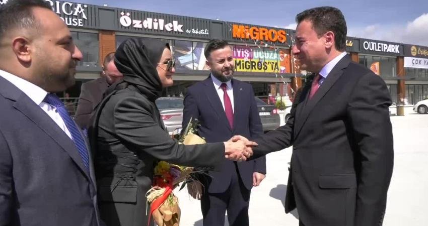 Ali Babacan: “Devletin Verileri Şeffah, Açık Olur. Bir Anda Bütün Millet Duyar. Devlet Böyle Yönetilir” ERKAN KARACA DEVA Partisi Genel Başkanı Ali Babacan, “Şimdi diyelim