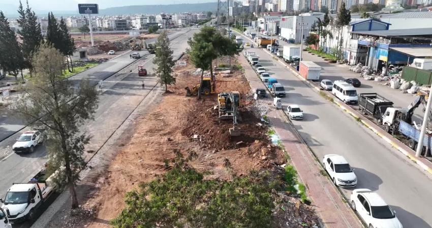 Antalya B&uuml;y&uuml;kşehir Belediyesi&rsquo;nin Kepez il&ccedil;esi &Uuml;nsal Mahallesi Mustafa Haşmet Caddesi&rsquo;nde