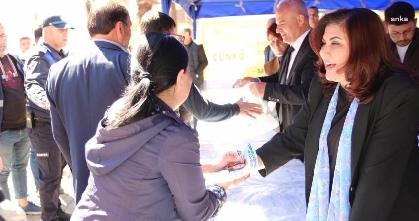 Aydın Büyükşehir Belediye Başkanı Özlem Çerçioğlu, Nazilli İstasyon Meydanı’nda ve