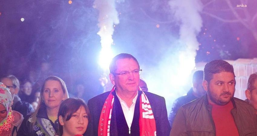 Ayvalık Belediye Başkanı Mesut Ergin, k&ouml;y buluşmalarına &Uuml;&ccedil;kabaağa&ccedil; il&ccedil;esiyle devam