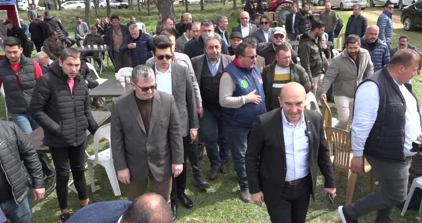 İzmir B&uuml;y&uuml;kşehir Belediye Başkanı Tun&ccedil; Soyer, Kınık Yayakent Dede Bayırı