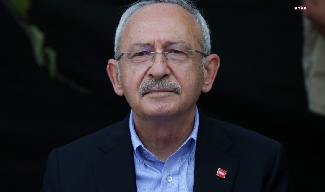 Kemal Kılıçdaroğlu: “Cumhuriyet’in Ruhuna ve Devrimlerine Sahip Çıkan Bütün Vatan Evlatlarına Selam Olsun” CHP 7. Genel Başkanı Kemal Kılıçdaroğlu, ”Cumhuriyet’in ruhuna ve devrimlerine