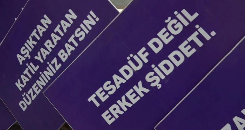 Bornova’da Kadın Dayanışması Bornova Belediyesi, 8 Mart Dünya Emekçi Kadınlar Günü nedeniyle bir