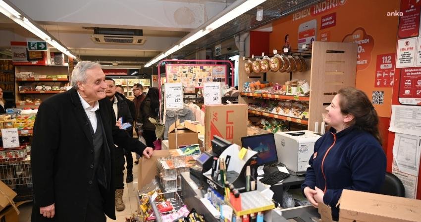 Boz&uuml;y&uuml;k Belediye Başkanı ve Cumhuriyet Halk Partisi(CHP) Boz&uuml;y&uuml;k Belediye Başkan