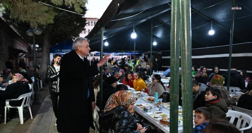 Boz&uuml;y&uuml;k Belediye Başkanı Mehmet Talat Bakkalcıoğlu, Ramazan ayının ilk iftarını,