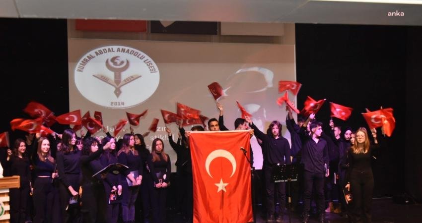 Boz&uuml;y&uuml;k Belediyesi Metristepe K&uuml;lt&uuml;r Merkezi&rsquo;nde, 12 Mart İstiklal Marşı’nın Kabul&uuml;
