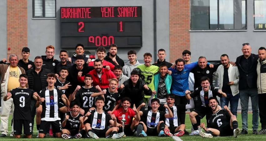 Burhaniye Belediyespor U-18 Takımı, K&ouml;rfez Grubu’nu temsilen katıldığı U-18 kategorisi