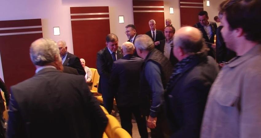 CHP İzmir B&uuml;y&uuml;kşehir Belediye Başkan Adayı Cemil Tugay, İAOSB’de iş