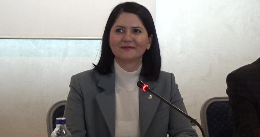 CHP Edirne Belediye Başkan Adayı Filiz Gencan Akın, parti i&ccedil;i