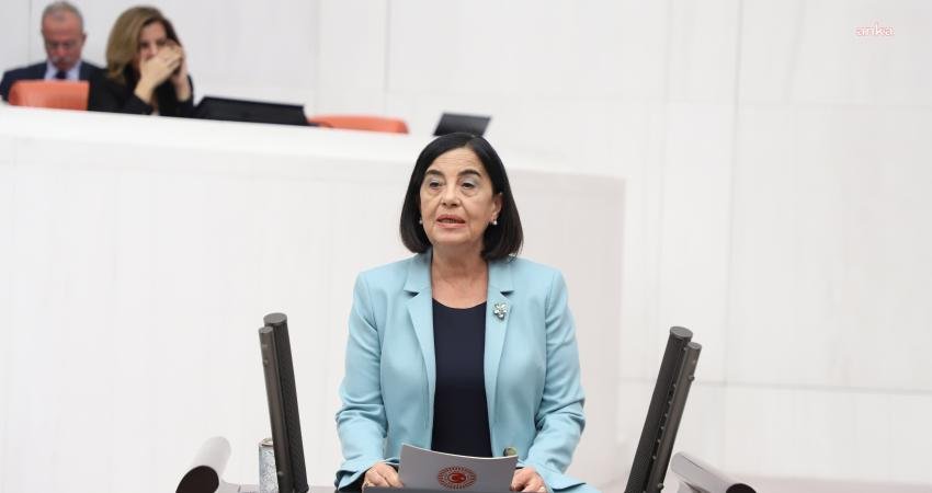 CHP Eskişehir Milletvekili Jale Nur S&uuml;ll&uuml;, Ulaştırma ve Altyapı Bakanı