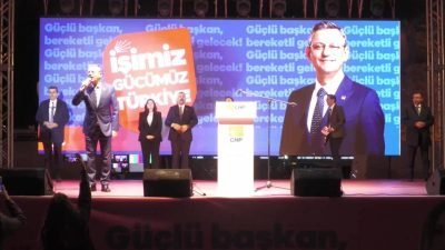 CHP Lideri Özgür Özel, Efes Selçuk Belediye Başkanı Filiz Ceritoğlu