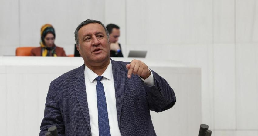 CHP Niğde Milletvekili &Ouml;mer Fethi G&uuml;rer, kamu kurumlarında binlerce taşeron