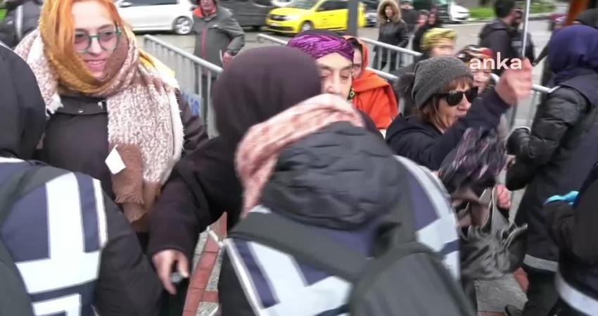 GEN&Ccedil;AĞA KARAFAZLI CHP’nin Rize’nin Pazar il&ccedil;esinde d&uuml;zenlediği mitinge katılan vatandaşlar,