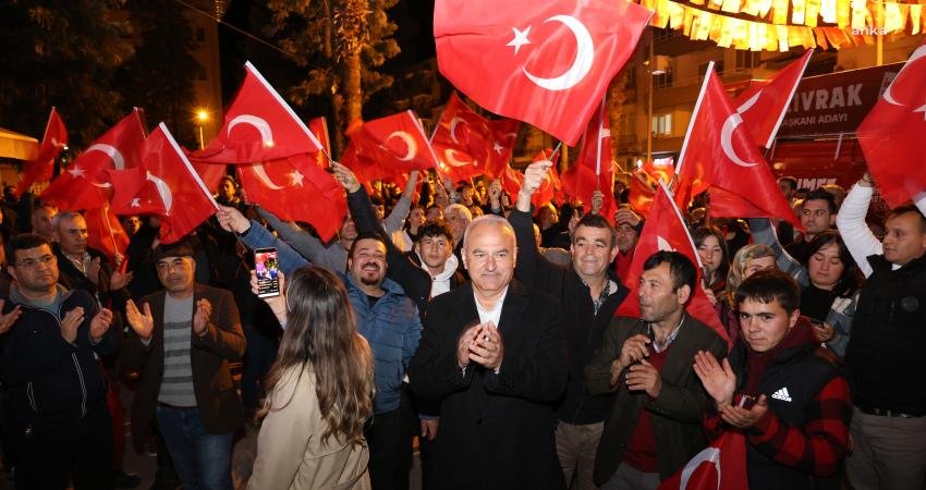 Çine Belediye Başkanı Kıvrak, Adnan Menderes Bulvarı’nı Ziyaret Etti Çine Belediye Başkanı Mehmet Kıvrak, Adnan Menderes Bulvarı’nda yaptığı ziyarette,