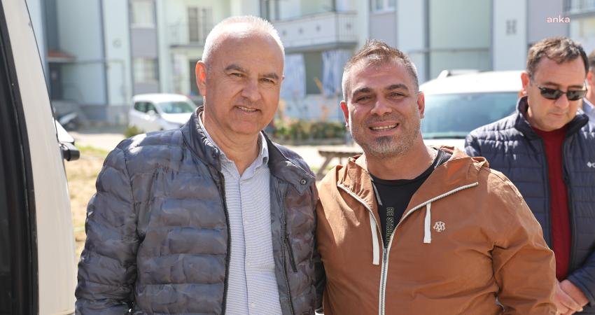 &Ccedil;ine Belediye Başkanı Mehmet Kıvrak, il&ccedil;eye kazandırılan Kıroba Konutları’nın sakinleriyle