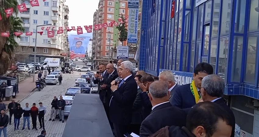 Demokrat Parti İzmir Milletvekili Salih Uzun Osmaniye’de; “31 Mart ‘yeter