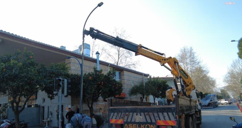 Efes Sel&ccedil;uk Belediyesi tarafından kentte y&uuml;r&uuml;t&uuml;len altyapı ve &ccedil;evre d&uuml;zenlemesi