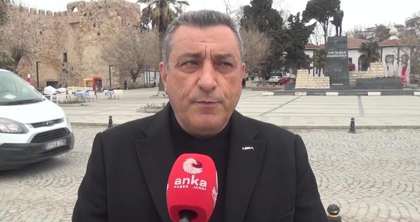 MUSTAFA USTA Eğitim İş Sendikası Sinop Şube Başkanı Celal Şahbenderoğlu,