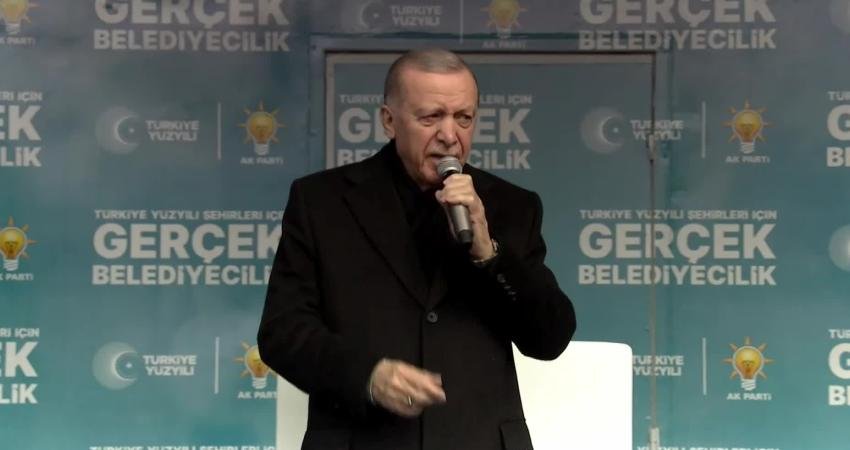 Cumhurbaşkanı ve AKP Genel Başkanı Recep Tayyip Erdoğan, “Bağırarak, &ccedil;ağırarak,
