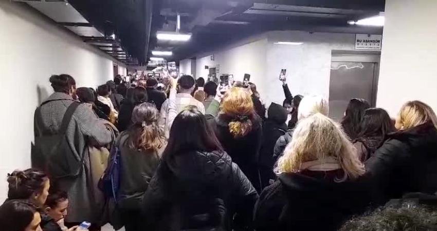 Eros Davası’nda Karar Çıktı: İbrahim Keloğlan’a 3 Yıl Hapis Cezası Verildi Ancak İyi Halden 2 Yıl 6 Ay Hapse Çevrildi, Yurtdışı Çıkış Yasağı Konuldu İstanbul Bahçeşehir’de Eros adlı kediyi tekmeleyerek öldüren İbrahim Keloğlan hakkında