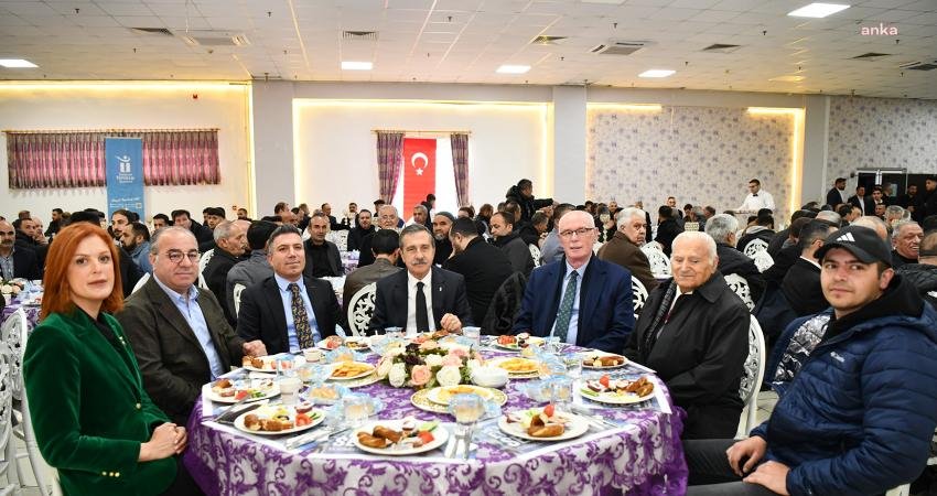 Tepebaşı Belediye Başkanı Ahmet Ata&ccedil;, Odunpazarı Belediye Başkanı Kazım Kurt