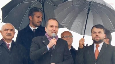Yeniden Refah Partisi’nin Genel Başkanı Fatih Erbakan, Bingöl’de partilerine yönelik